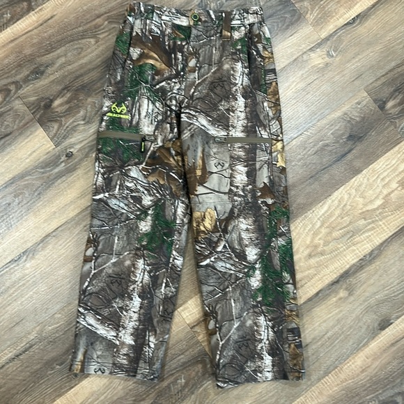 Realtree Other - Realtree Boys Camouflage Hunting Pants Size Medium(8) water resistant